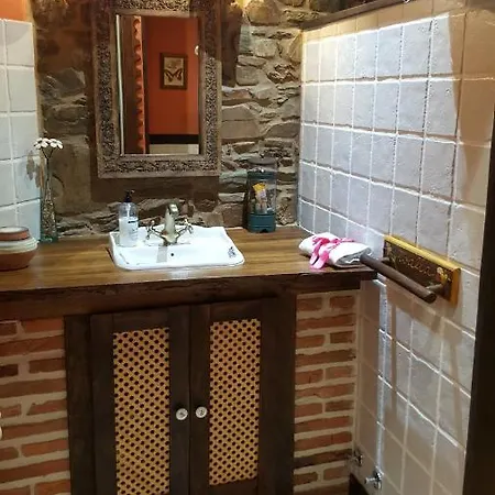 Dorinda Country house